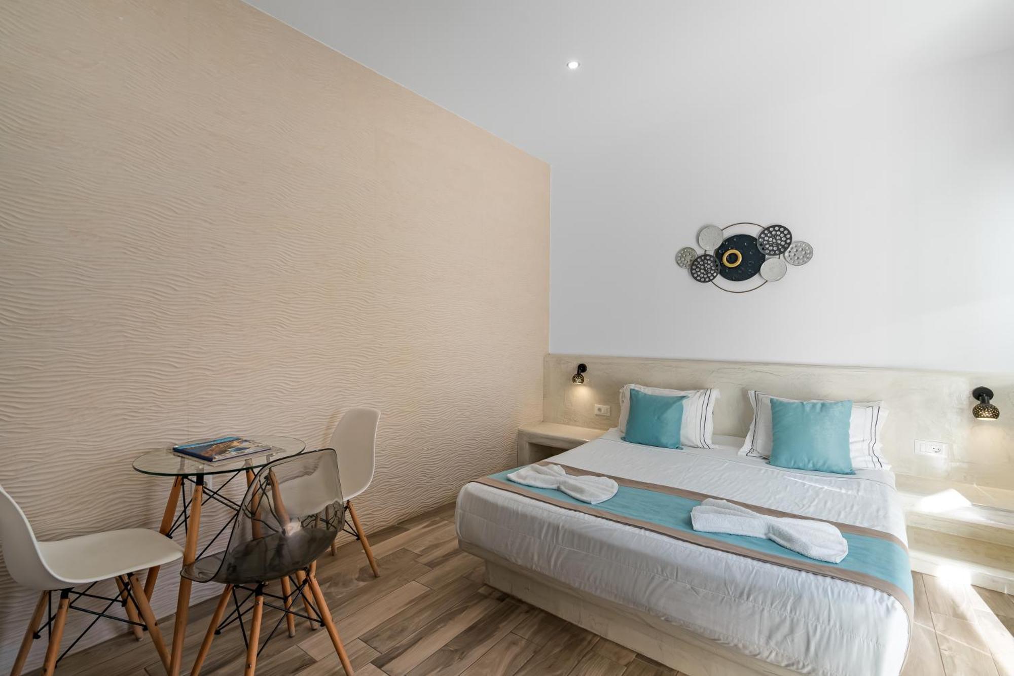 Oasis Suites Fira סנטוריני מראה חיצוני תמונה