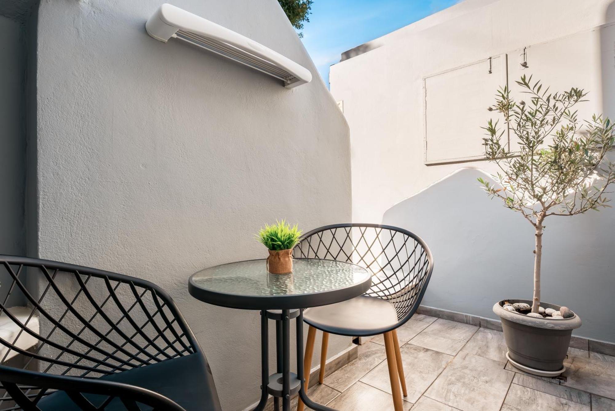 Oasis Suites Fira סנטוריני מראה חיצוני תמונה